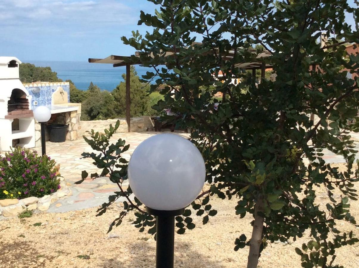 Guidaloca Villa *